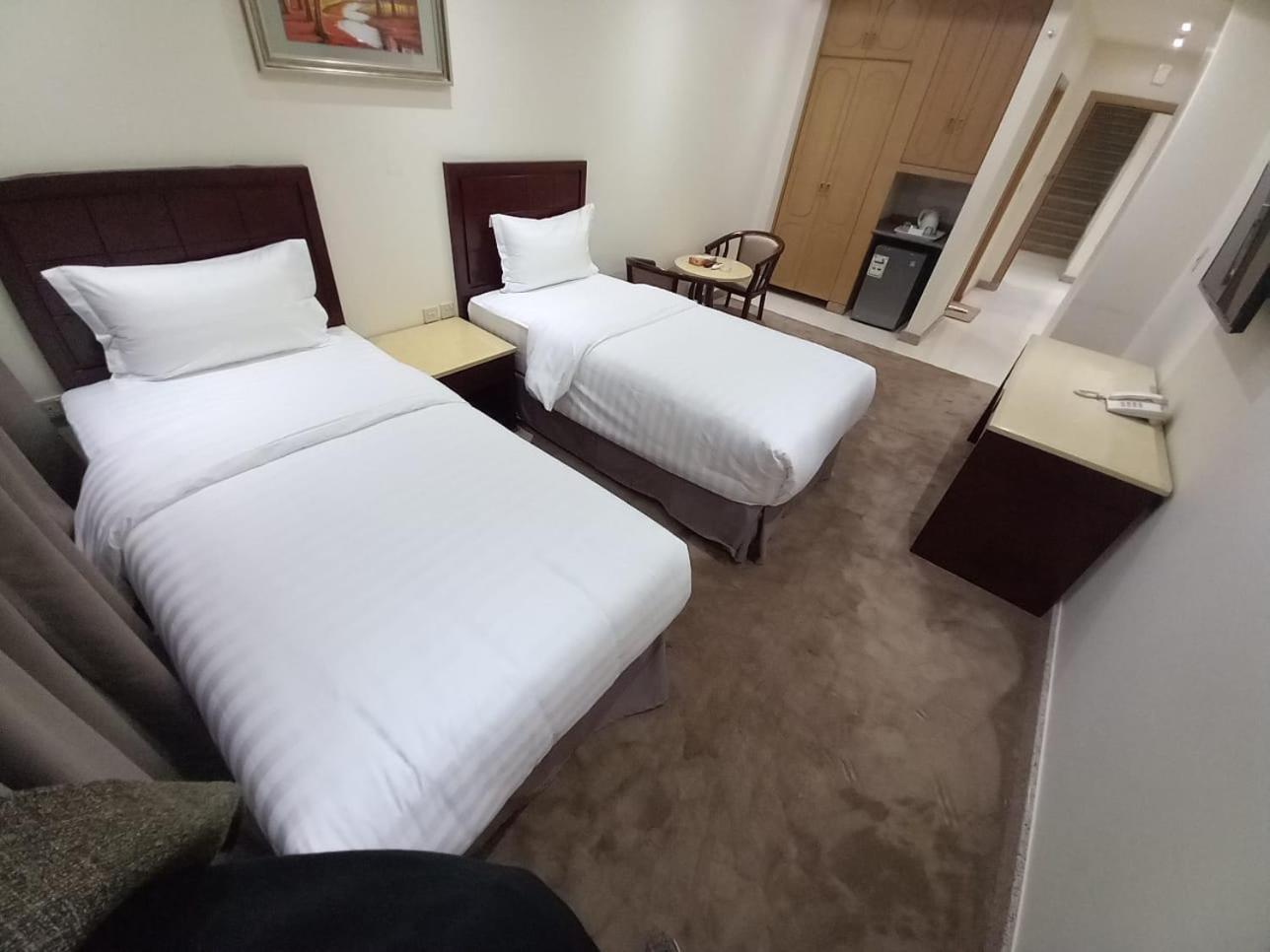 S Maskan Hotel 담맘 외부 사진